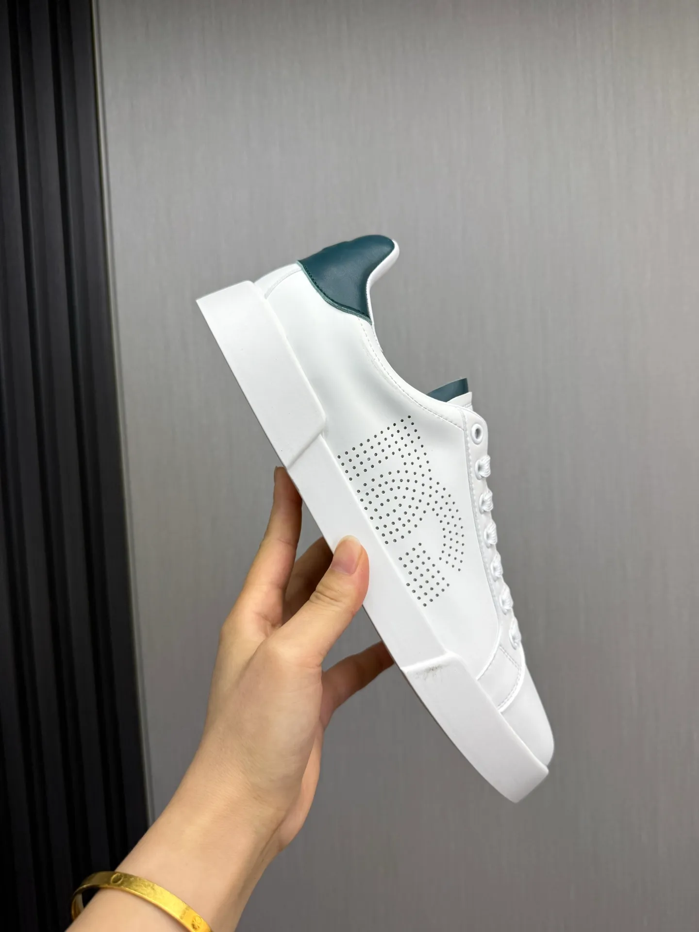 Men's men's shoes💰460💰Dolce & gabbana (DG) official website synchronized new models💥1 fashion hot models: 1 exclusive mold opening ✅ imported cowhide for the upper, unique brand style logo upper 💥sheepskin foot pads 🐑original private mold outsole ✔️36-44 (38.45 custom-made, non-refundable)